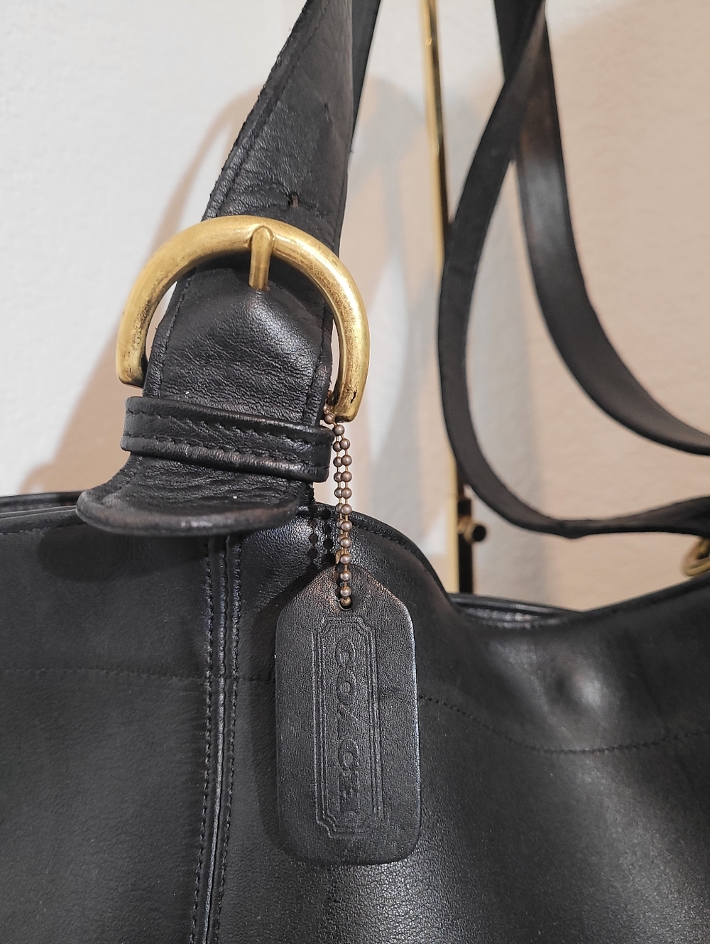 Vintage Coach Black Leather Large Waverly Tote Buckle Adjustable Double Handle - Picture 2 of 14